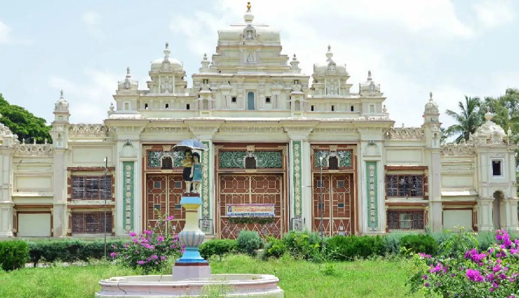 mysore tourism,places to visit in mysore,top 10 mysore attractions,mysore palace,mysore travel guide,best places in mysore,karnataka tourist spots,mysore heritage sites,mysore culture,things to do in mysore,mysore temples,mysore gardens