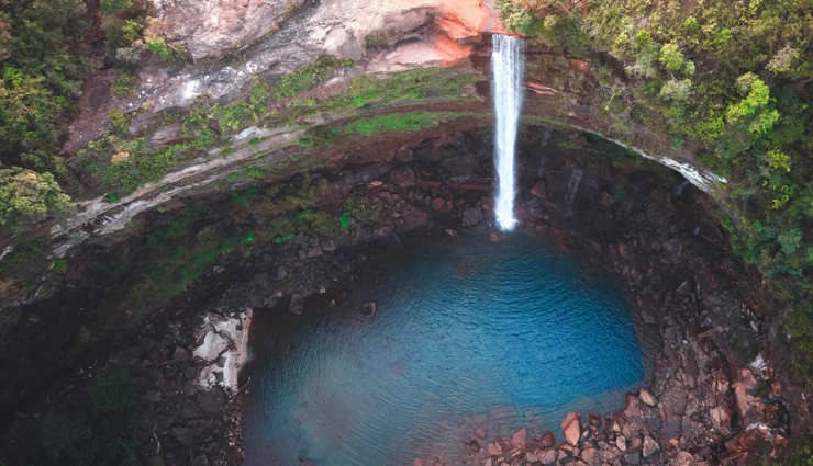 meghalaya tourist places,top tourist attractions in meghalaya,best places to visit in meghalaya,meghalaya sightseeing,meghalaya travel guide,tourist destinations in meghalaya,meghalaya hill stations,meghalaya natural beauty,meghalaya adventure tourism,meghalaya culture and heritage