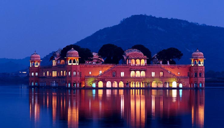 places in india,budget,jaipur,amritsar,dehradun,agra,rishikesh,holidays