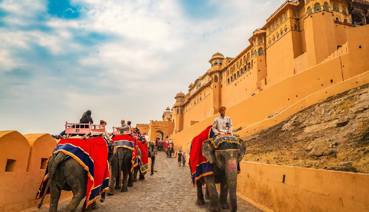 north india vacation spots,holiday destinations in north india,traveling to north india,top places for holidays in north india,north india tourist attractions,north india getaway locations,exploring north india on vacation,north india travel destinations,best holiday spots in north india,north india travel tips