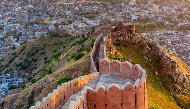 15 Amazing Places To Visit in Rajasthan