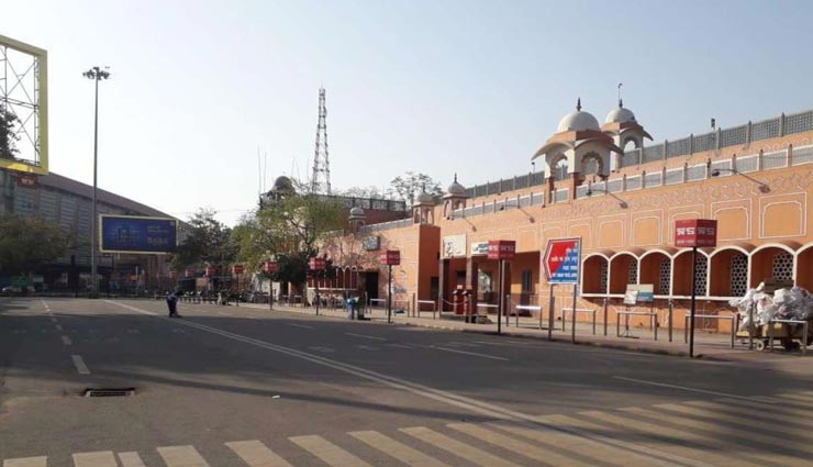 जयपुर : रेलवे और हवाई सफ़र पर पड़ी कोरोना की मार, 10 और ट्रेनों को किया रद्द