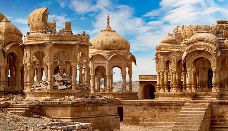 jaisalmer,places to visit in jaisalmer,tourist attraction in jaisalmer,jaisalmer fort,bada bagh,pokhran fort,jain temples,kotharis patwaon-ki-haveli,jaisalmer war museum
