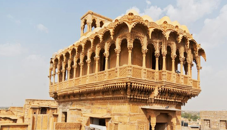 jaisalmer,places to visit in jaisalmer,jaisalmer fort,bada bagh,patwon- ki-haveli,sam sand dunes,gadisar lake,salim singh ki haveli