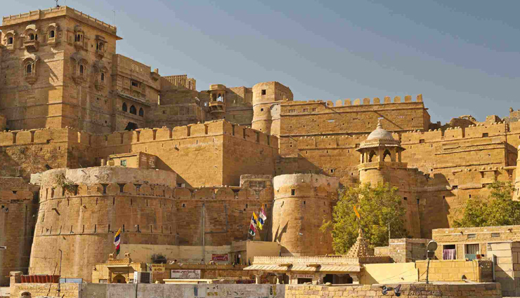 heritage sites to explore in rajasthan,chittorgarh fort,Kumbhalgarh,ranthambore fort,gagron fort,amber fort,jaisalmer fort,keoladeo national park,jantar mantar,tourist places in rajasthan