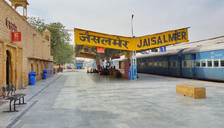 scenic railway stations in india,beautiful indian railway stations,aesthetic train stations to visit,architectural gems of indian railways,iconic railway stations in south asia,unique train station designs,historical railway stations in india,cultural significance of indian railway architecture,unesco heritage railway stations,picturesque train stations in different states