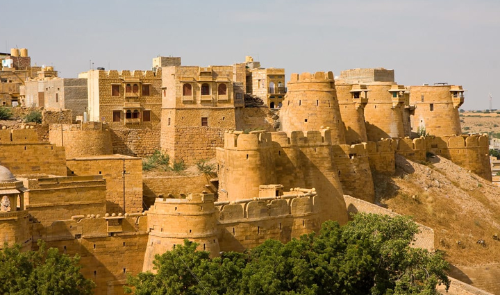 jaisalmer fort,holiday,travel,tourist places in rajasthan,about jaisalmer fort,rajasthan tourism,holidays in rajasthan