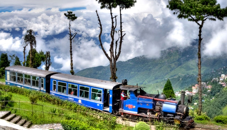 holidays,train route,travel tips,travel guide