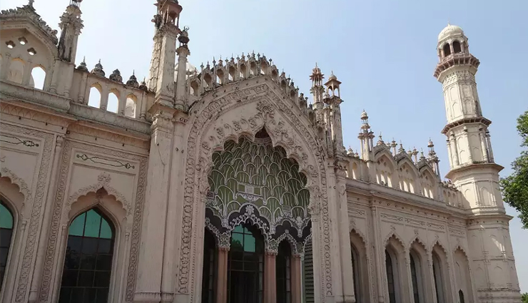 lucknow,sightseeing places in lucknow,major sightseeing places in lucknow,tourist places in lucknow,uttar pradesh,travel,travel guide,travel tips