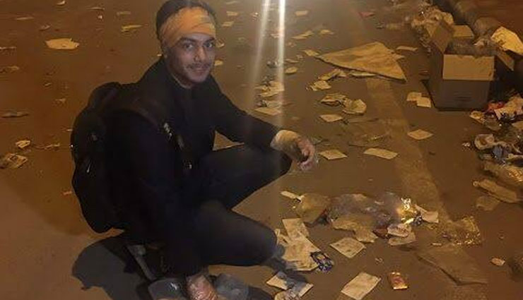 real swacch bharat abhiyaa,jamia students clean road,post protest cleaning roads,jamia students,delhi,india gate