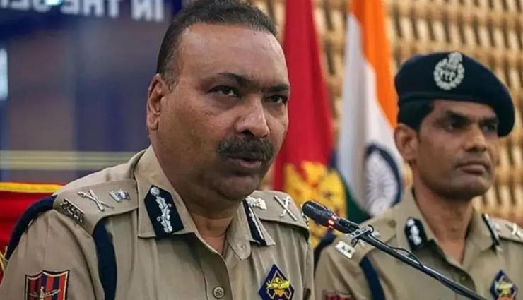 पिछले 5 सालों में बदला जम्मू कश्मीर, आतंकवाद का ग्राफ जिसने बदनाम किया, शून्य पर: डीजीपी दिलबाग सिंह पिछले 5 सालों में बदला जम्मू कश्मीर, आतंकवाद का ग्राफ जिसने बदनाम किया, शून्य पर: डीजीपी दिलबाग सिंह