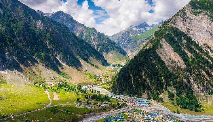 weekend getaways from chandigarh,best weekend trips chandigarh,places to visit near chandigarh,peaceful destinations near chandigarh,weekend trips india,relaxing escapes from chandigarh,top destinations chandigarh,short vacations from chandigarh,weekend retreats near chandigarh