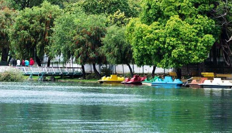 jammu,places to visit in jammu,vaishno devi temple,mansar lake,bahu fort,natha top,shivkhori,raghunath temple