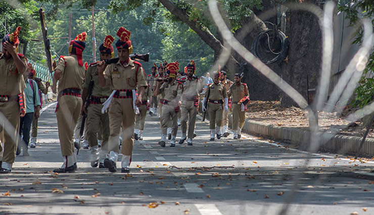 7 dead, 25 injured as mini bus falls into gorge in Rajouri in Jammu & Kashmir