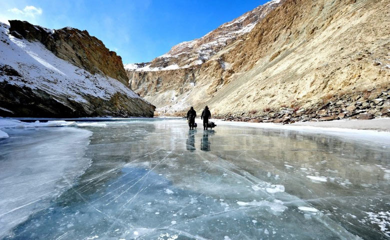 places to be visited in jammu and kashmir,jammu and kashmir travel,srinagar,leh,jammu city,gulmarg,kargil