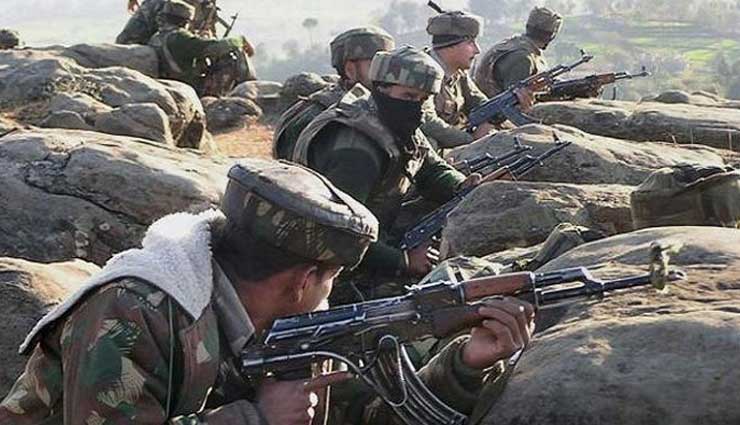 कश्मीर: शोपियां में मुठभेड़, सेना ने मार गिराए चार आतंकी, एक जवान शहीद, तीन जख्मी, पुंछ में पाकिस्‍तान ने किया सीजफायर उल्‍लंघन 