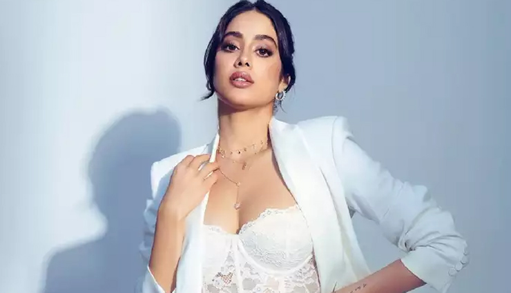 janhvi kapoor,janhvi kapoor fashion,janhvi kapoor fashion tips,fashion tips