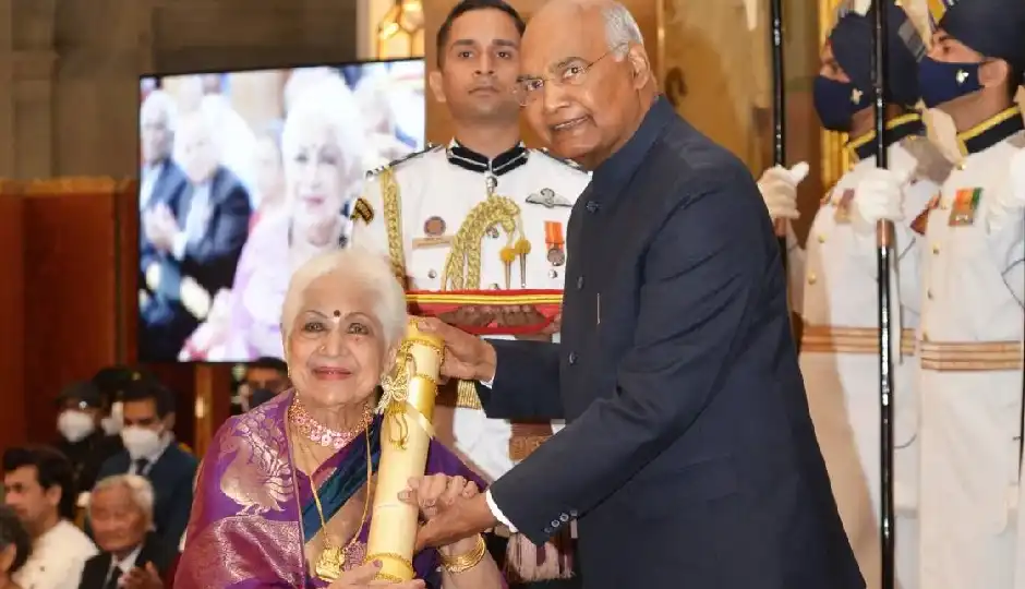 सिनेमा जगत में छाई चिंता! पद्म श्री सौकार जानकी ICU में भर्ती, 94 की उम्र में बिगड़ी तबीयत