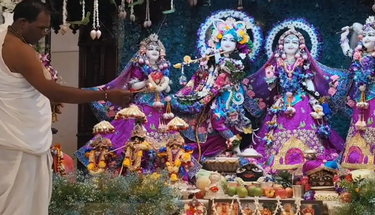 janmashtami 2025,krishna janmashtami date,lord krishna birth celebration,janmashtami rituals 2025,krishna festival india,dahi handi 2025,raas leela celebrations,krishna temples mathura vrindavan,janmashtami fasting and puja,krishna janmashtami significance