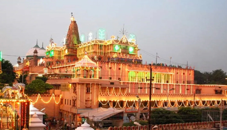 famous temples of shri krishna,holidays,travel,tourism