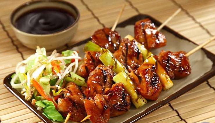 famous cuisine of japan,japanese food,street food of japan,japan,okonomiyaki,sushi,ramen,kaiseki,tempura