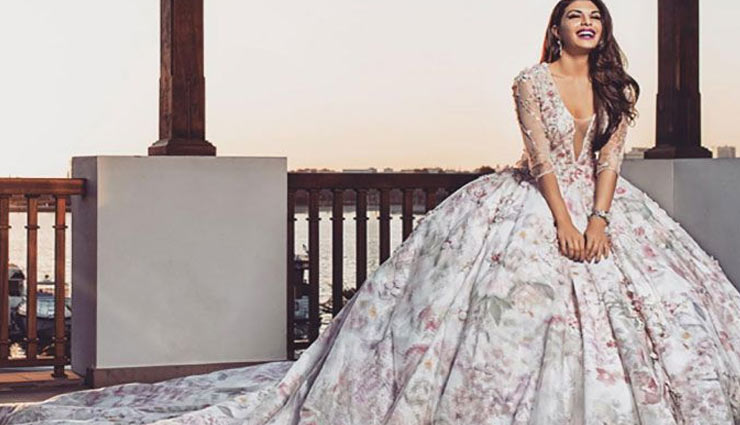 दिखना चाहती है पार्टी में आकर्षक, इन बॉलीवुड अभिनेत्रियों के गाउन लुक से ले टिप्स bollywood divas,gown,fashion trends,fashion tips,gown look