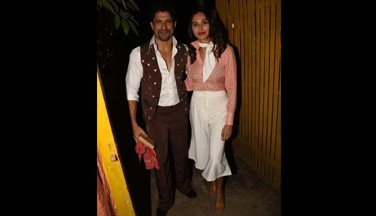 javed akhtar celebrates 75th birthday,javed akhtar,javed akhtar retro themed party,entertainment news,farahan akhar,shibani dandekar,ali faizal,anil kapoor,shabana aazmi