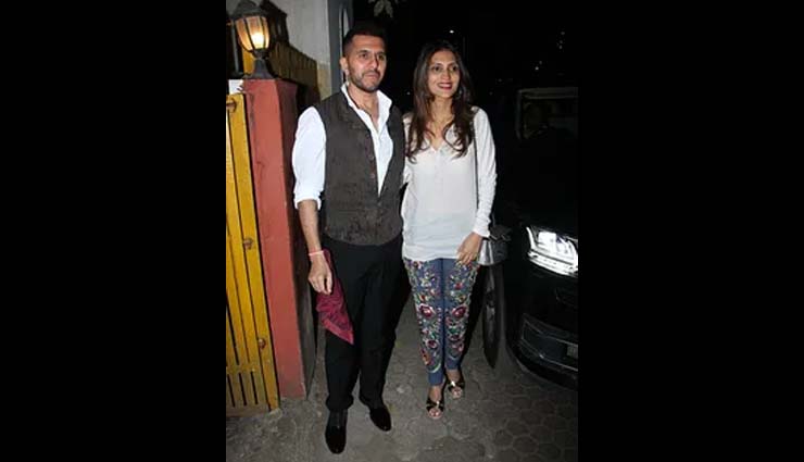 javed akhtar celebrates 75th birthday,javed akhtar,javed akhtar retro themed party,entertainment news,farahan akhar,shibani dandekar,ali faizal,anil kapoor,shabana aazmi