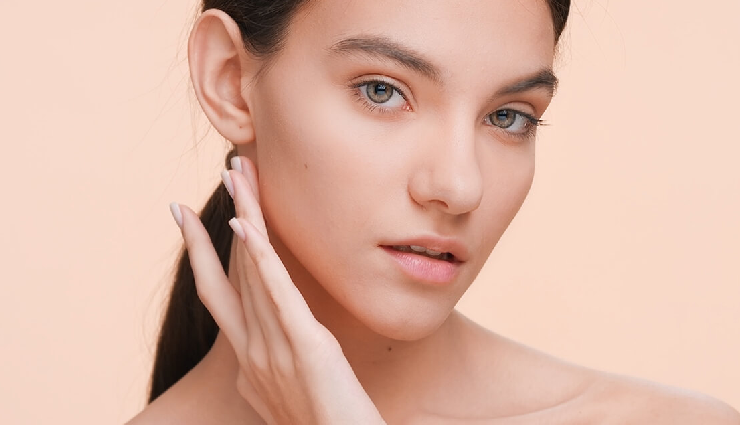 concealing double chin with makeup,makeup tricks for hiding double chin,camouflaging double chin with makeup,tips to disguise a double chin with makeup,makeup techniques for minimizing double chin,double chin concealing makeup hacks,camouflaging techniques for double chin,makeup strategies for hiding a double chin,tips for minimizing a double chin with makeup,creating a slimmer jawline with makeup,disguising a double chin using makeup,concealing techniques for a defined jawline,tricks for reducing the appearance of double chin,makeup illusions for a slender jawline,expert makeup tips for double chin coverage