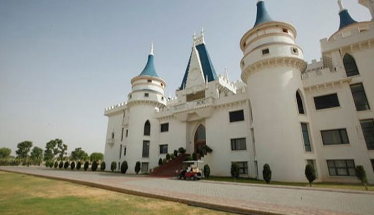 जयपुर: जयश्री पेरीवाल स्कूल में फूटा कोरोना बम, एक साथ 12 बच्चे संक्रमित 