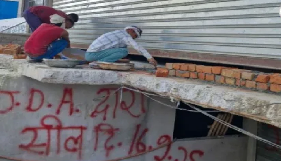 JDA की सख़्त कार्रवाई: Jaipur में ज्वैलर्स बिल्डिंग और हॉस्टल सील, अवैध कॉलोनियों पर चला बुलडोज़र