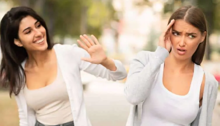 signs of jealousy in others,recognizing jealousy in people,indications someone is jealous of you,identifying envy in others behavior,sure signs of someone jealousy,envious behavior indicators,recognizing others jealousy signs,identifying signs of envy in people,jealousy cues in others actions,red flags of someone envy,spotting jealousy in others demeanor,indications of others covetousness,jealousy signals from people around you,behavioral signs of others jealousy,envy subtle manifestations in others