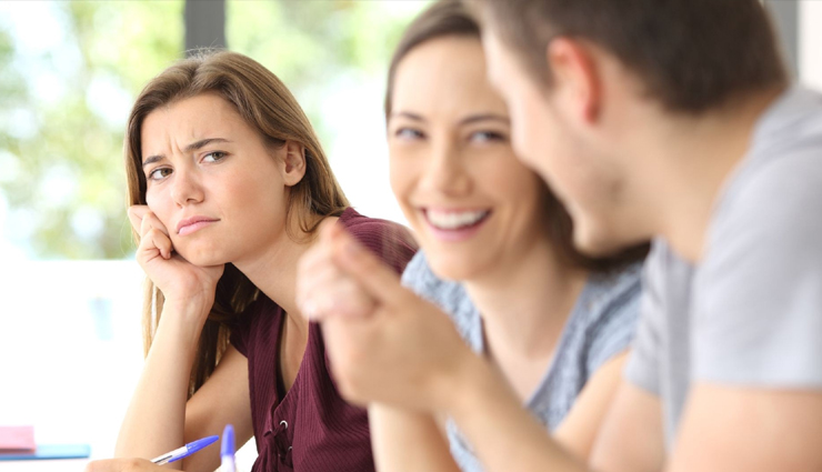 jealous of you,jealous,emotions,relationship,relationship tips