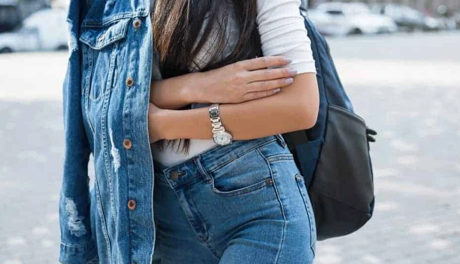 जींस पहनते समय ये 5 गलतियां ना करें, अपनाएं ये स्टाइलिश फैशन टिप्स