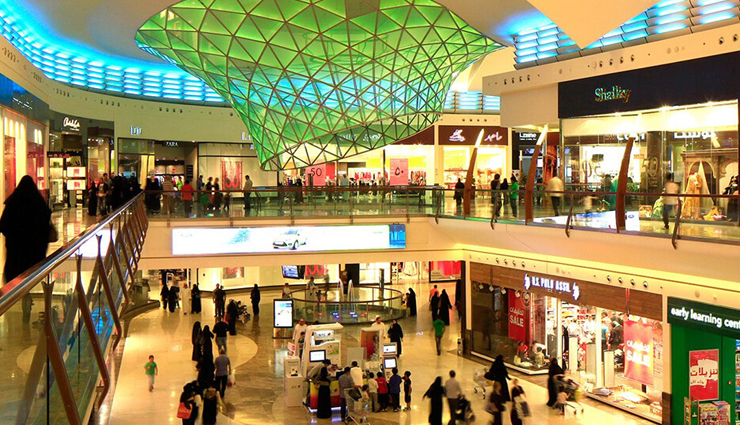 jeddah corniche,shopping malls,mosques,mecca gate,souks,jeddah,saudi arabia,places to visit in jeddah