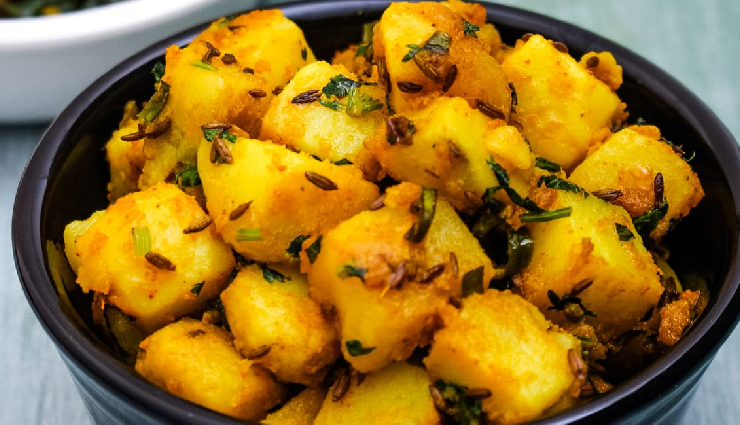 jeera aloom jeera aloo ingredients,jeera aloo recipe,jeera aloo dish,jeera aloo home,jeera aloo guest,jeera aloo vegetable,potato,cumin