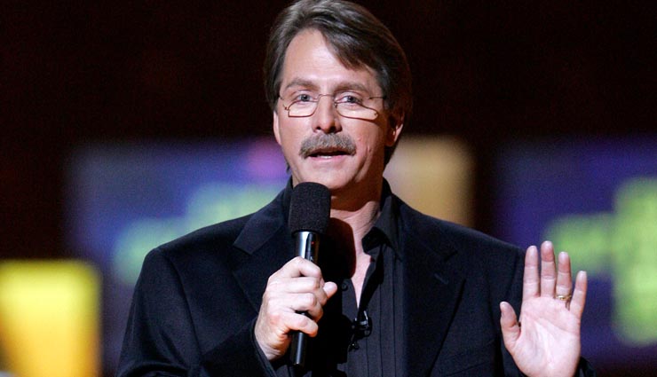 most richest tv show hosts,tv show hosts in the world,richest reality show hosts in the world,alex trebek,jeff foxworthy,drew carey,dick clark,ryan seacrest,merv griffin