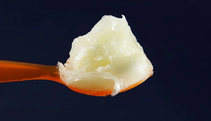 dry skin around nose,causes of dry nose,flaky skin face,dry skin remedies,natural treatment for dry skin,winter skincare tips,dry t-zone care,home remedies for dry face,skin hydration tips,dry nose treatment,combination skin care,natural skincare for dry skin