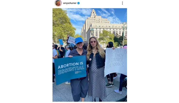 jennifer lawrence attends rally for abortion justice,pregnant jennifer lawrence,hollywood news,news,entertainment news