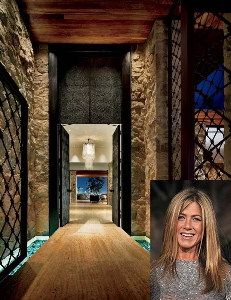 hollywood,taylor swift,jennifer lopez,priyanka chopra,nick jonas,beverly hills,eddie murphy,adele