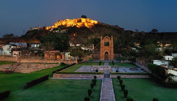 5 Must Visit Tourist Spots in Jhansi