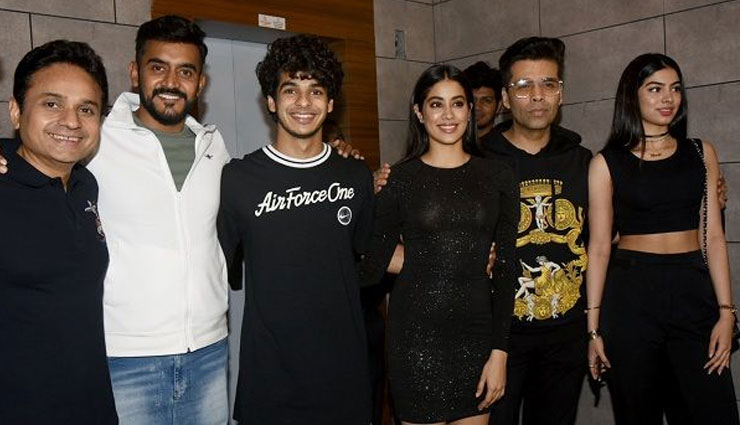 धड़क की सक्सेस पार्टी, ब्लैक ड्रेस में पहुंची जहान्वी कपूर, देख कायल हुए लोग, तस्वीरे