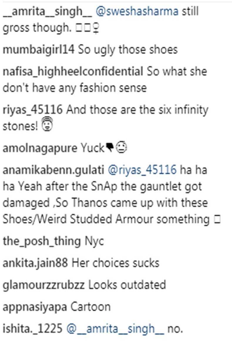 सवा लाख के जूते पहन ट्रोल हुईं जाह्नवी कपूर, फैंस ने कहा - 'बेहद बुरी है तुम्हारी पसंद' bollywood,jhanvi kapoor,social media,troll,shoes