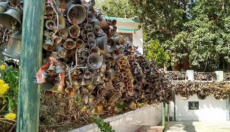 ranikhet tourist places,top places to visit in ranikhet,ranikhet travel guide,hill stations in uttarakhand,ranikhet attractions,best time to visit ranikhet,ranikhet sightseeing,peaceful hill stations india,himalayan views ranikhet,spiritual places in ranikhet