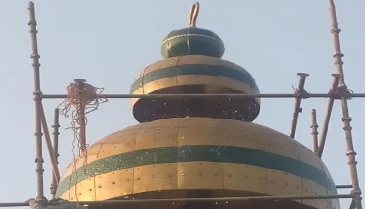 बरेली के बाजार में आया ऐसा झुमका जिसे देख सब हुए हैरान, कीमत 40 लाख weird news,weird jhumka,40 feet long jhumka,jhumka of bareilly