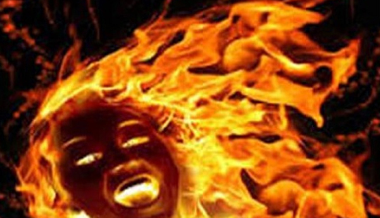 उत्तर प्रदेश : पीलीभीत में दलित लड़की के साथ गैंगरेप कर जिंदा जलाया, हालत गंभीर, आरोपी गिरफ्तार
