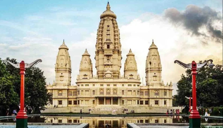 भव्यता और वास्तुकला के लिए जाने जाते हैं बिड़ला मंदिर, देश की इन 5 जगहों पर है स्थित famous birla temple in india,birla temple in india