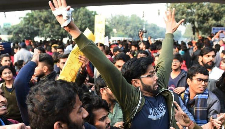 HC से जेएनयू के प्रदर्शनकारी छात्रों को मिली राहत, कहा - पुरानी फीस पर ही रजिस्ट्रेशन के आदेश 
