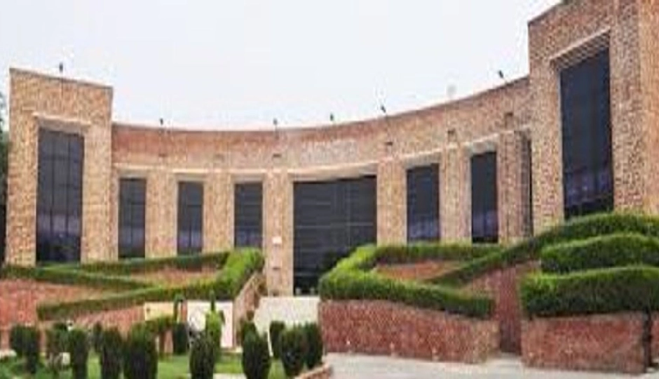 JNU ने अंतरराष्ट्रीय छात्रों की फीस में की 80% तक कटौती, SAARC देशों को मिलेगा सबसे ज्यादा फायदा