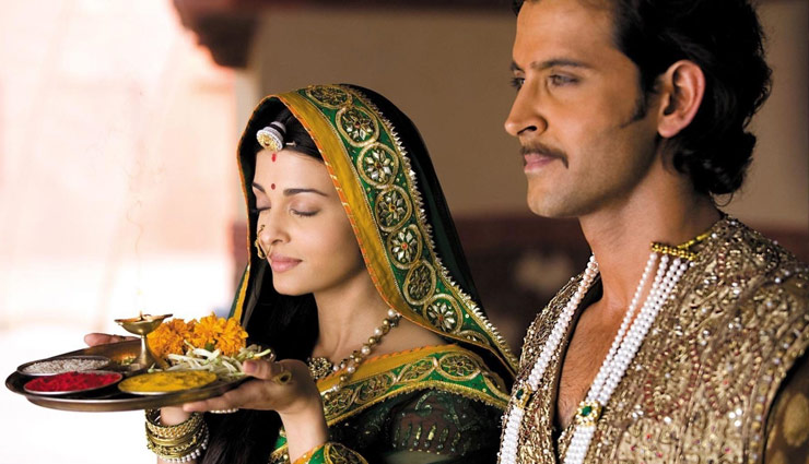 फिल्मों के लिए माफिया से ज्यादा खतरनाक है ‘समाज’, लेनी होगी इजाजत